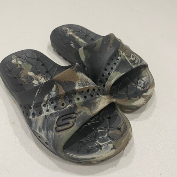 SKECHERS CAMOUFLAGE SLIDES KIDS SZ 12 RANGER CAMO SLIDE ON VERSATILE COMFORT - Picture 8 of 14